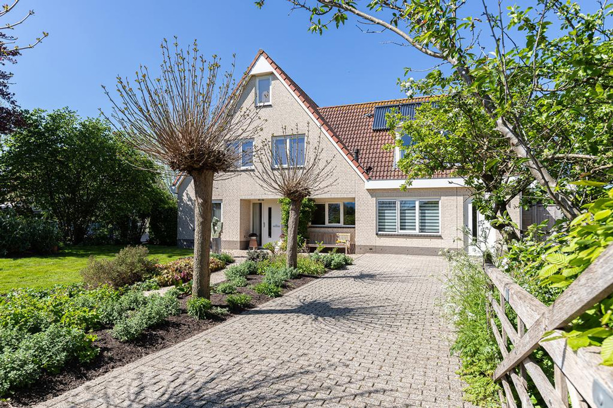 Vrijstaande woning te huur: Neerpolderseweg 30, Giessenburg