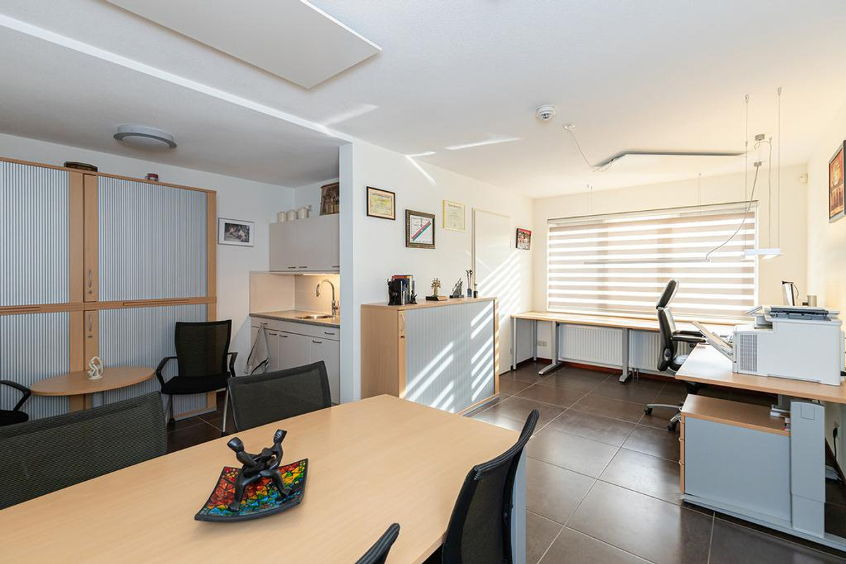 Vrijstaande woning te huur: Neerpolderseweg 30, Giessenburg