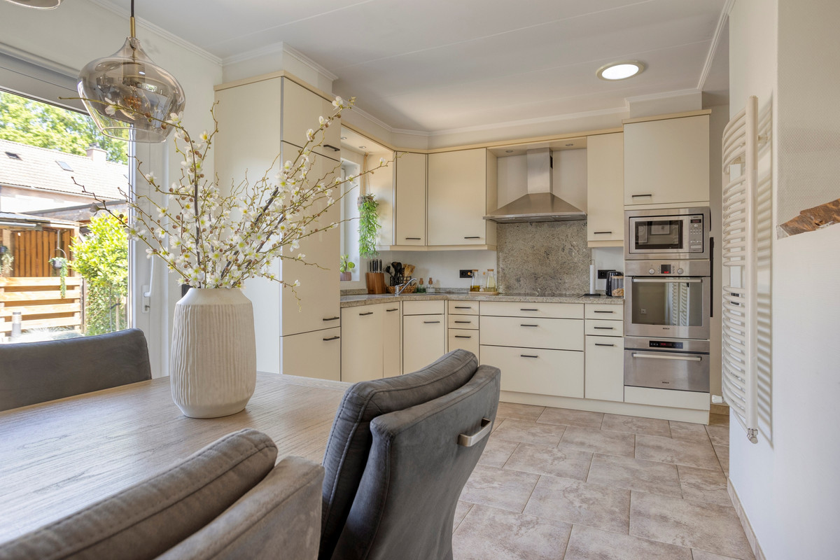 Tussenwoning te koop: Bilderdijkstraat 54, Oldenzaal