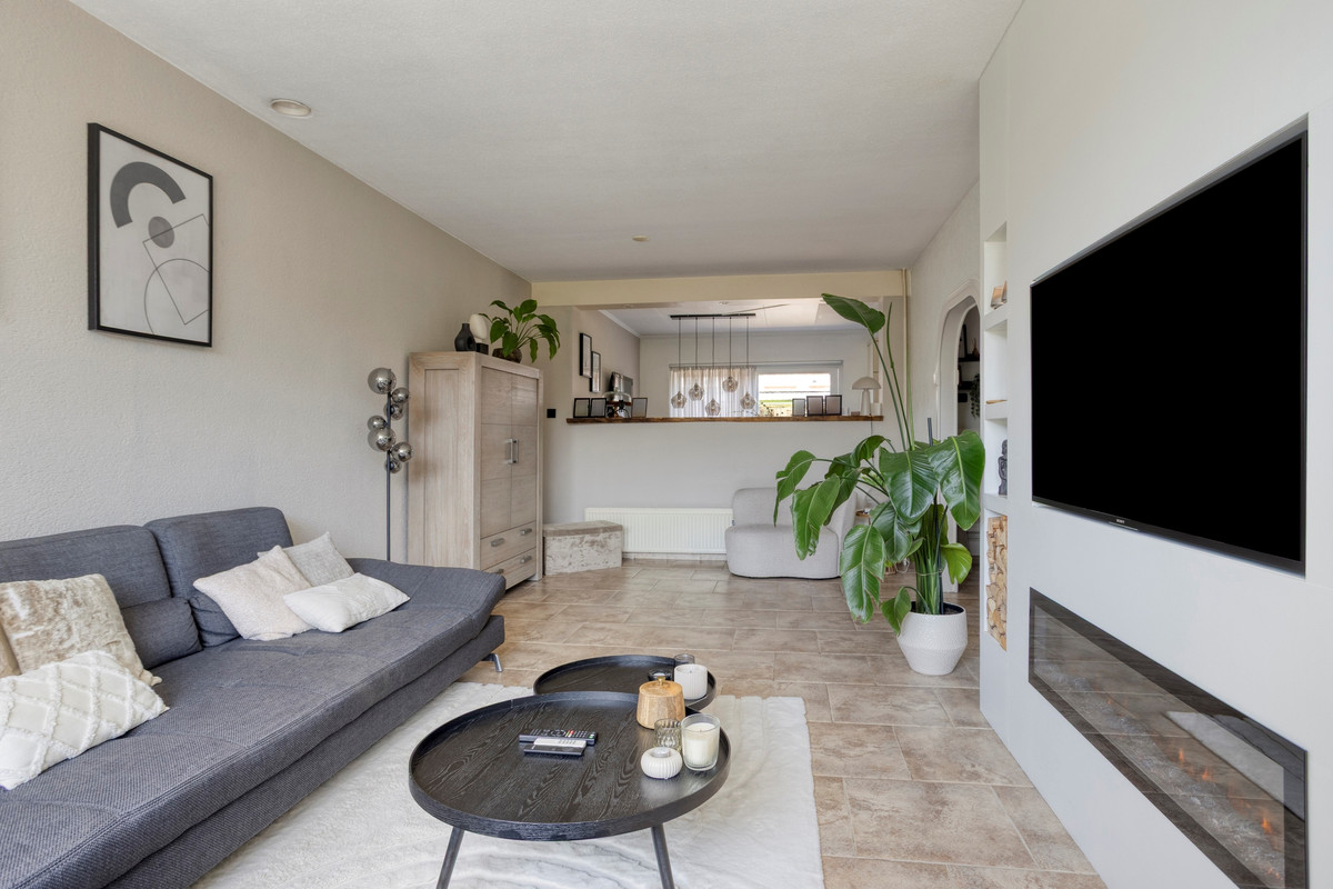 Tussenwoning te koop: Bilderdijkstraat 54, Oldenzaal