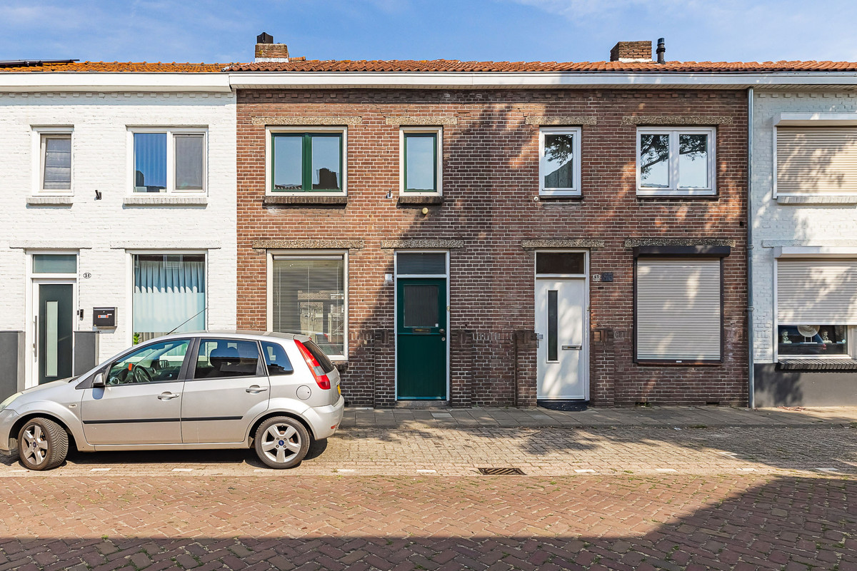 Tussenwoning te koop: Jozef Israëlsstraat 49, Tilburg