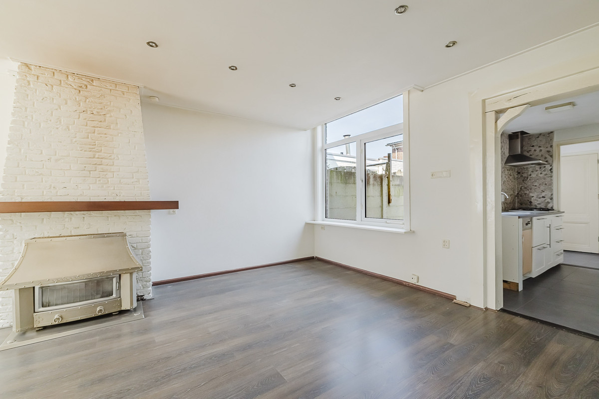 Tussenwoning te koop: Jozef Israëlsstraat 49, Tilburg