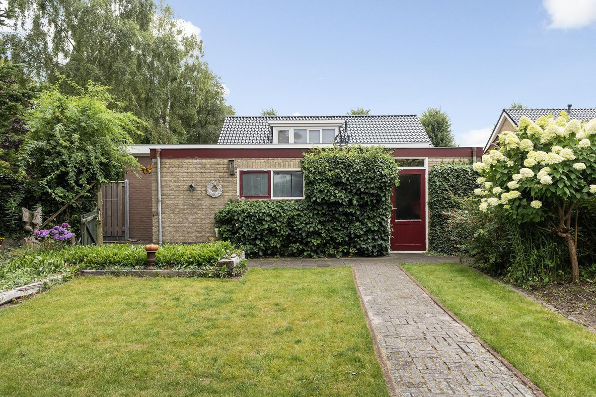 Vrijstaande woning te koop: H.W. van Glinstrastraat 27, Burgum
