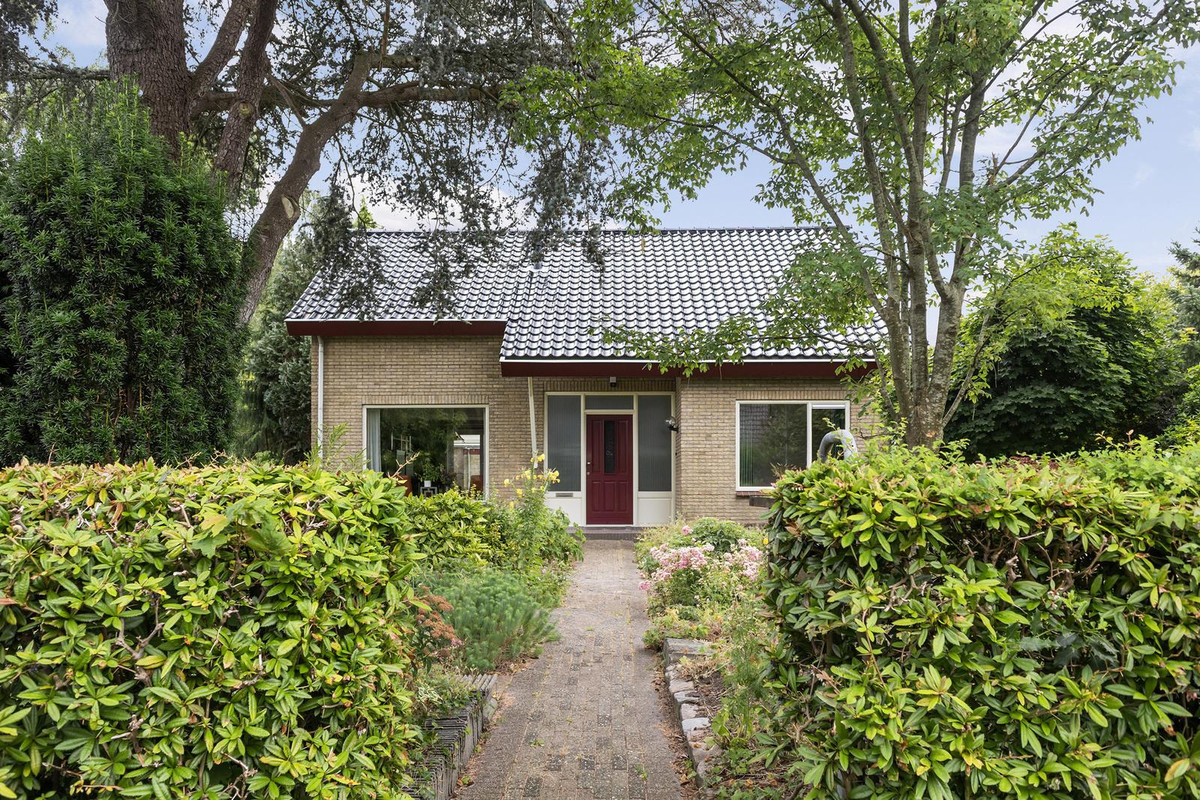 Vrijstaande woning te koop: H.W. van Glinstrastraat 27, Burgum
