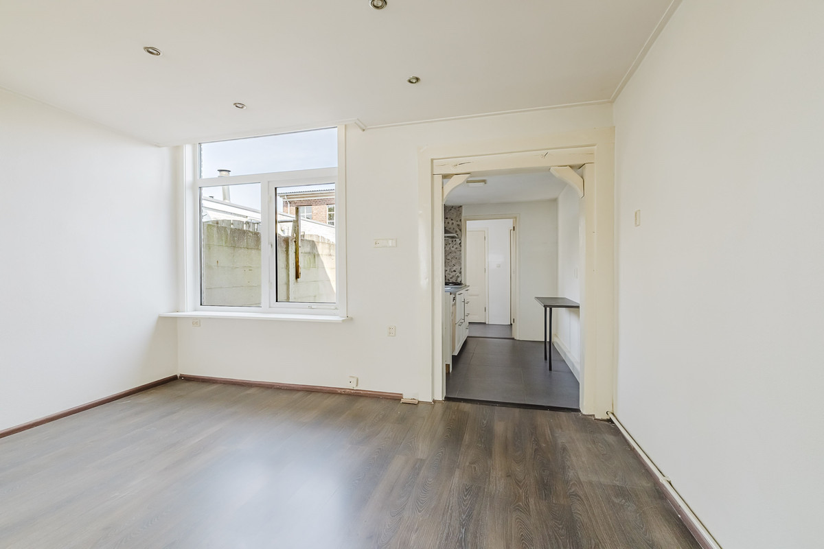 Tussenwoning te koop: Jozef Israëlsstraat 49, Tilburg
