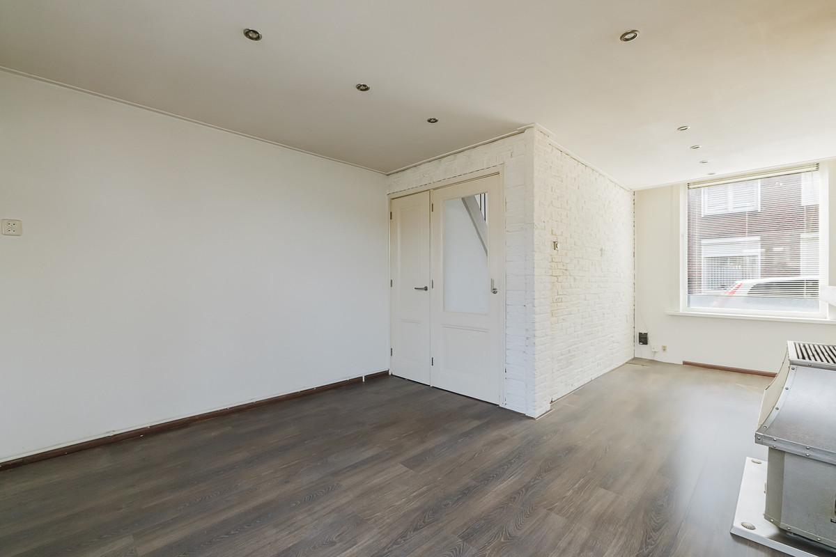 Tussenwoning te koop: Jozef Israëlsstraat 49, Tilburg