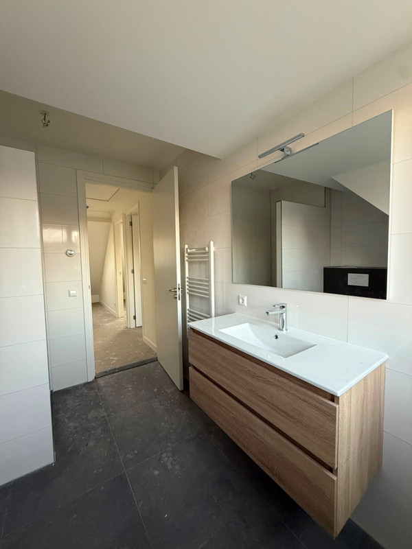 Tussenwoning te huur: Dorp 135B, Benschop
