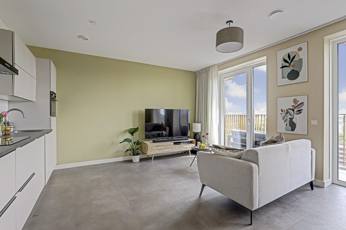 Appartement te koop: Jaap van der Hoekplaats 234, Rotterdam