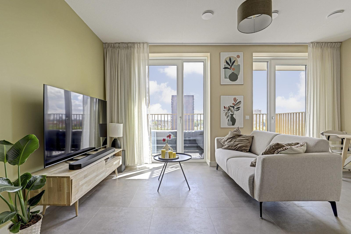 Appartement te koop: Jaap van der Hoekplaats 234, Rotterdam