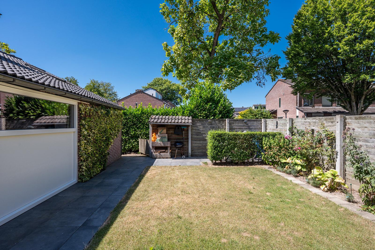 Hoekwoning te koop: Biezenkuilen 67, Veldhoven