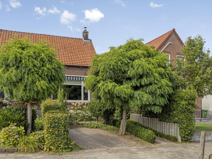 Schoolstraat 23