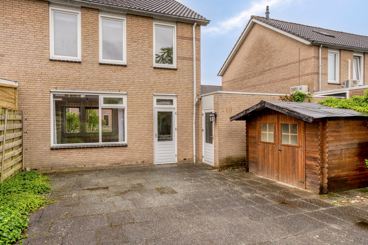 Tussenwoning te koop: Eglantier 44, Brunssum