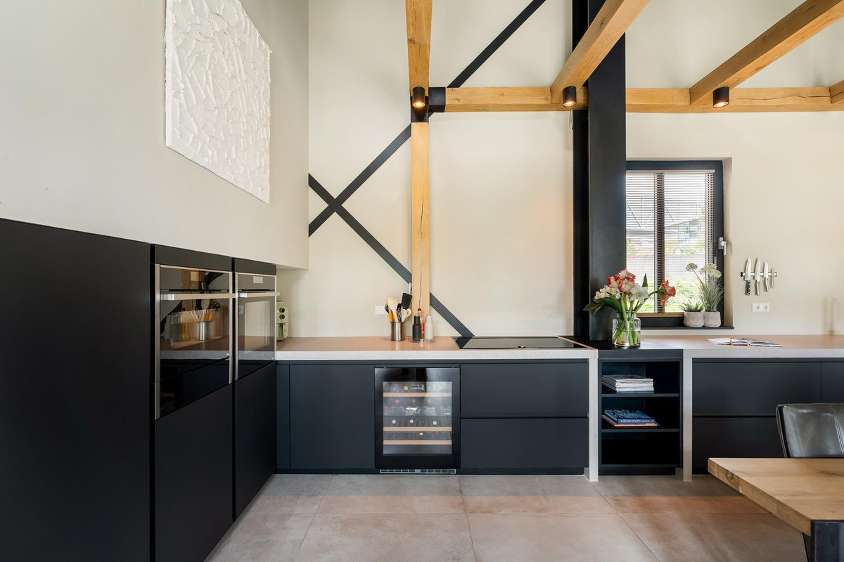 Vrijstaande woning te koop: Nassauhavenpad 8, Rotterdam