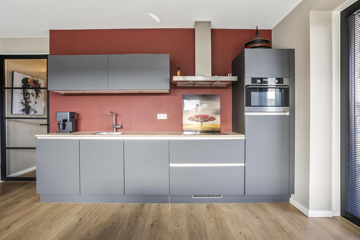 Appartement te koop: Industriestraat 218, Delft