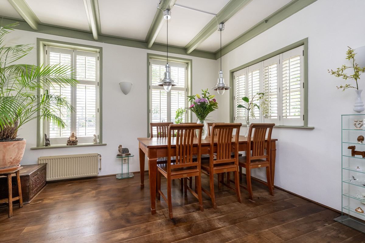 Vrijstaande woning te koop: Korteweegje 23, Dirksland