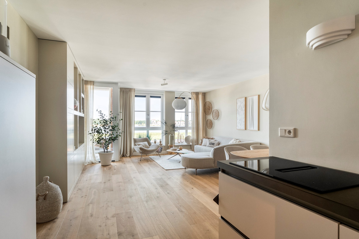 Appartement te koop: Zuiderzeeboulevard 25, Bunschoten-Spakenburg