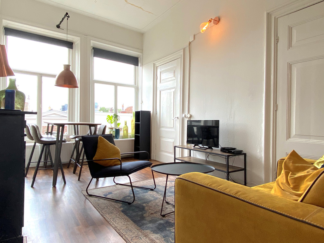 Studio te huur: Oude Ebbingestraat 71B, Groningen