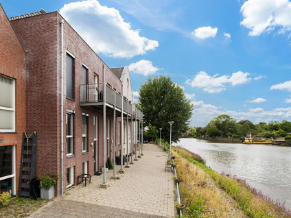 Zellingkade 11