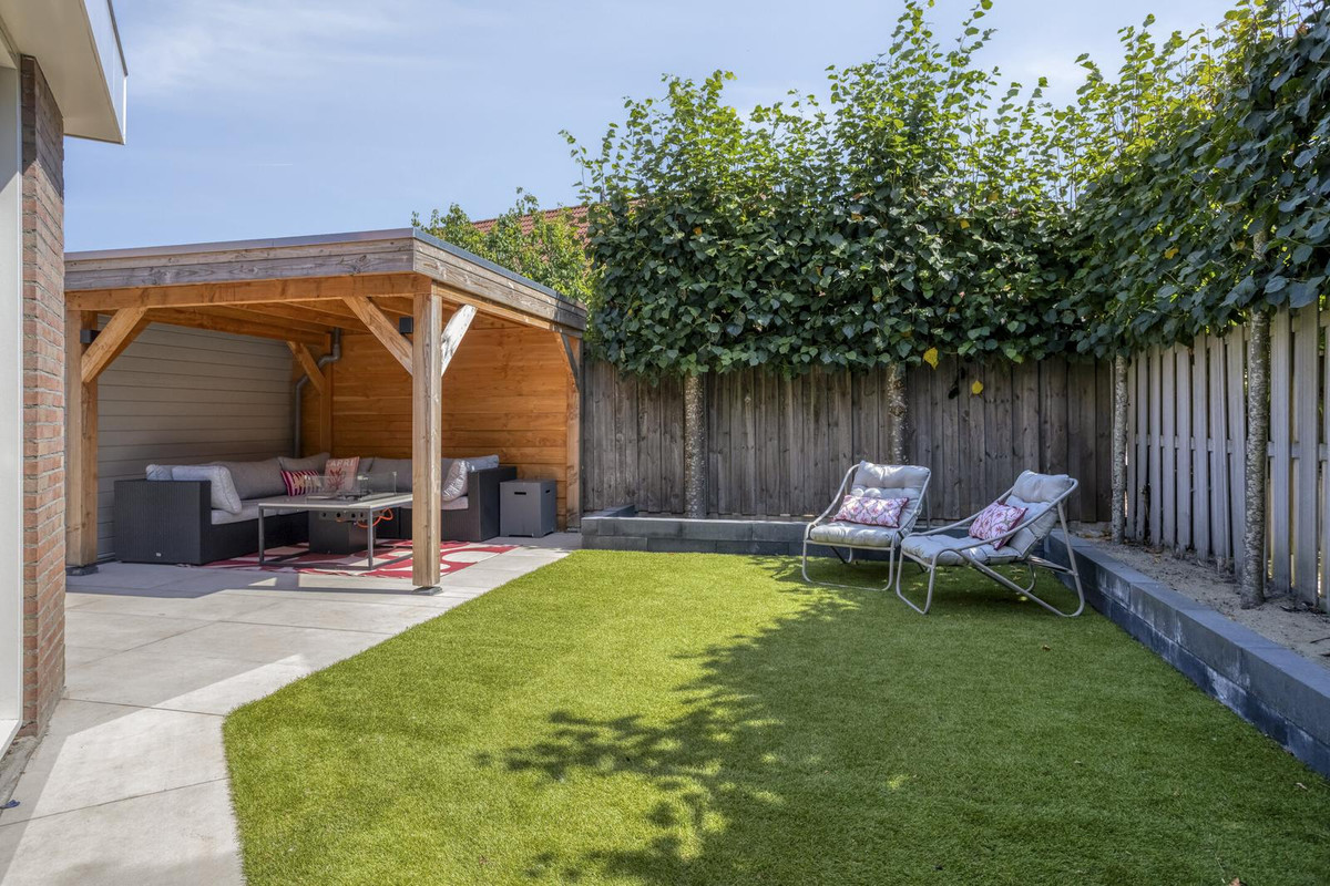 Tussenwoning te koop: Magnolia 16, Halsteren