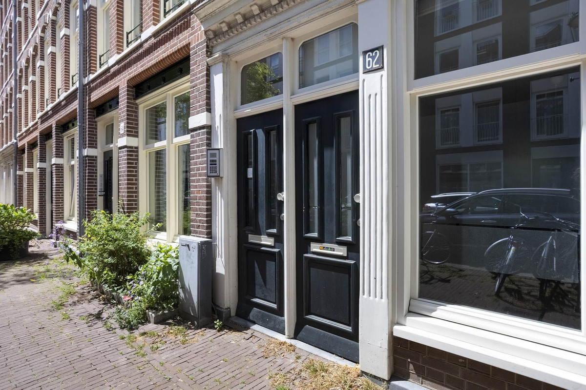 Studio te koop: Van Hogendorpstraat 62-4, Amsterdam
