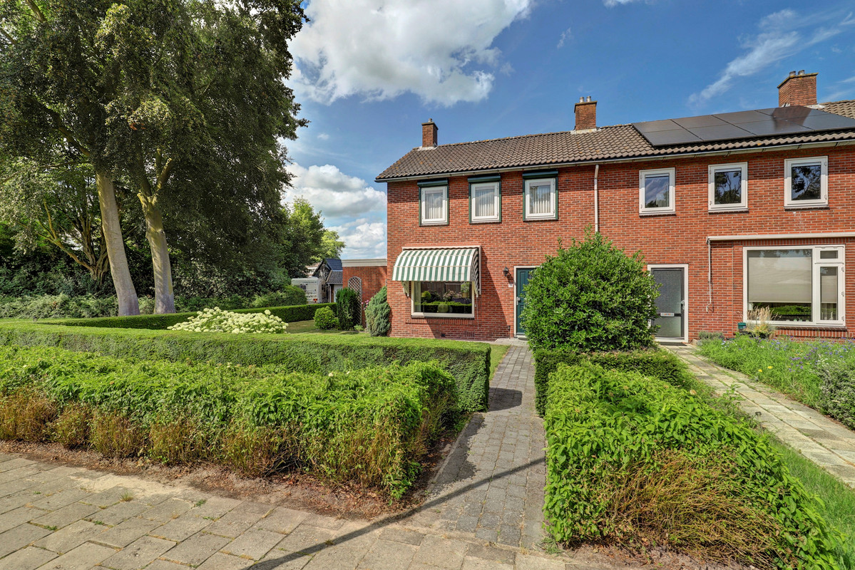 Hoekwoning te koop: Paul Krugerstraat 15, Emmer-Compascuum