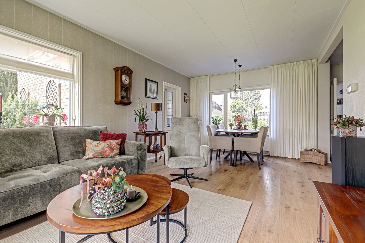 Hoekwoning te koop: Paul Krugerstraat 15, Emmer-Compascuum