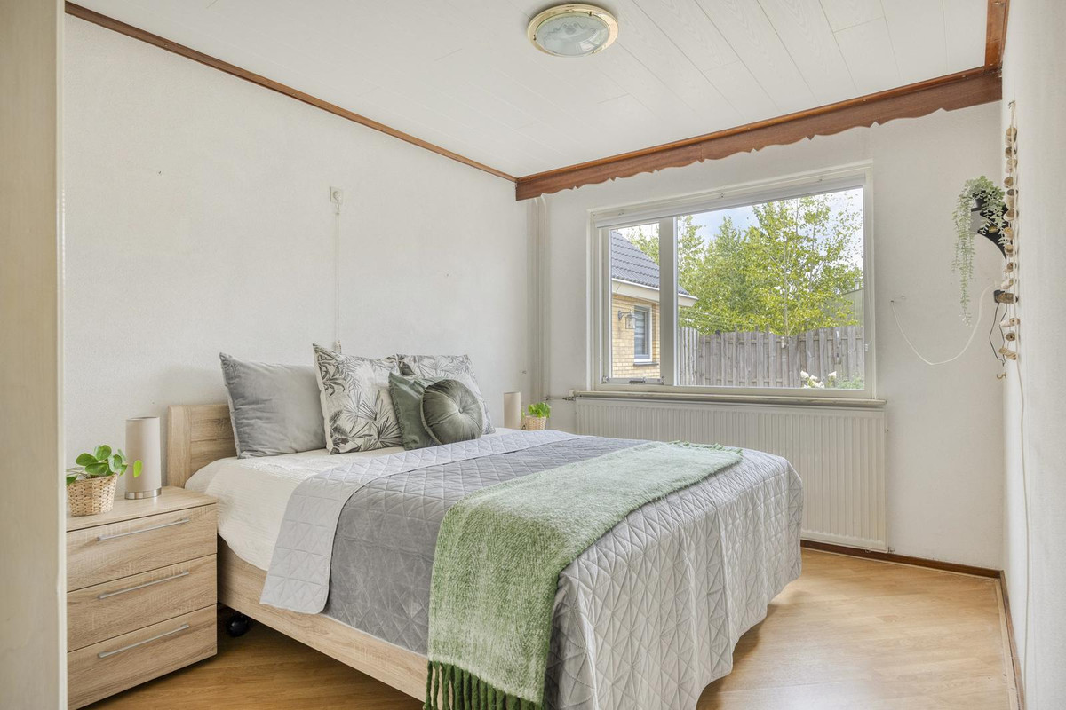 Vrijstaande woning te koop: Kaaistraat 86, St. Willebrord