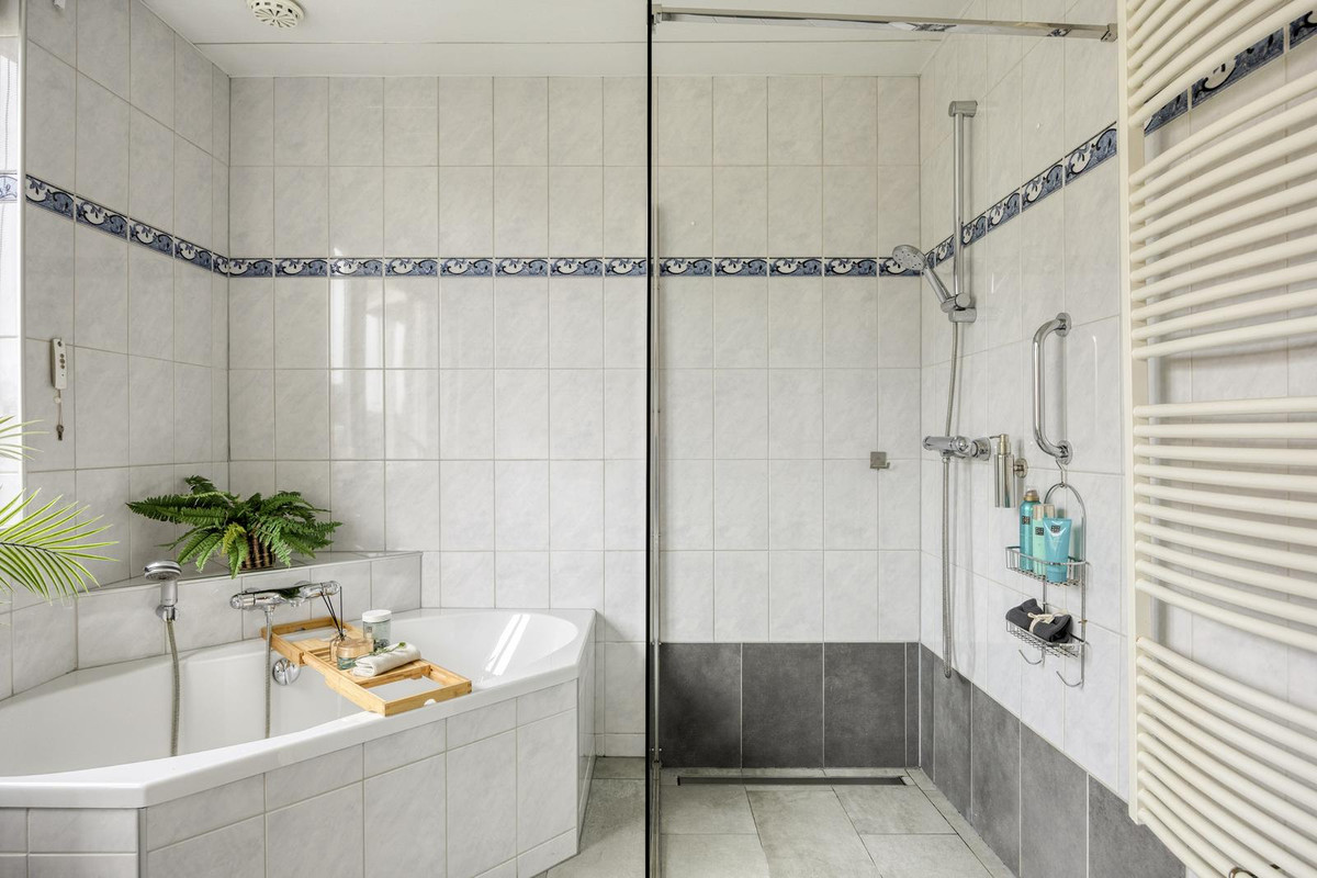 Vrijstaande woning te koop: Kaaistraat 86, St. Willebrord