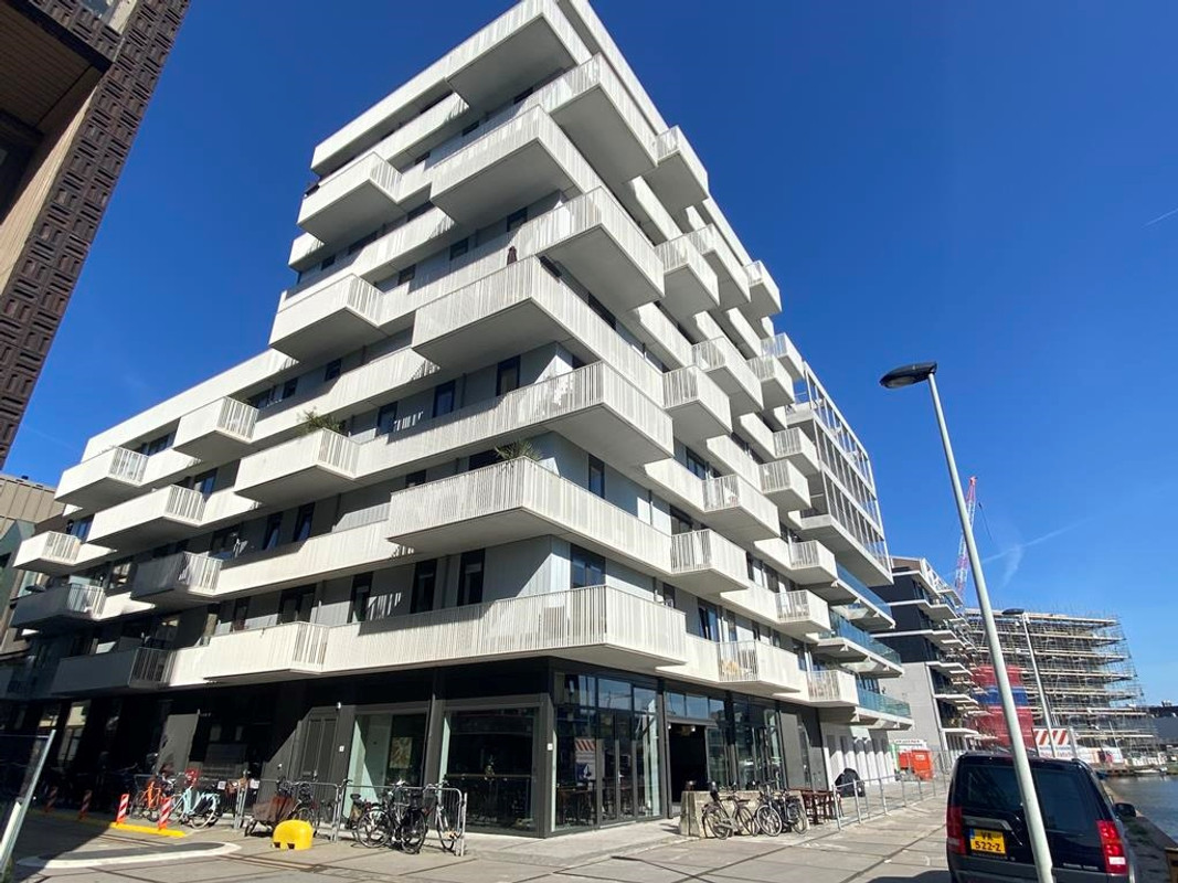 Appartement te huur: Leen Jongewaardkade 63, Amsterdam