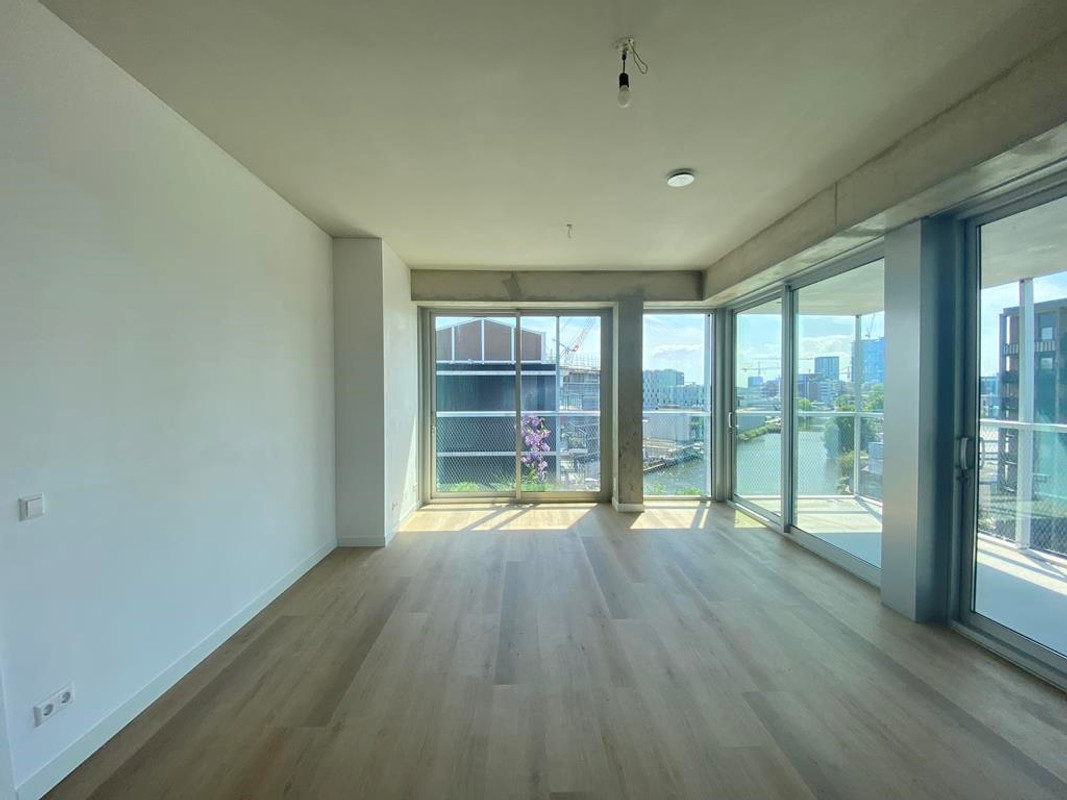 Appartement te huur: Leen Jongewaardkade 63, Amsterdam