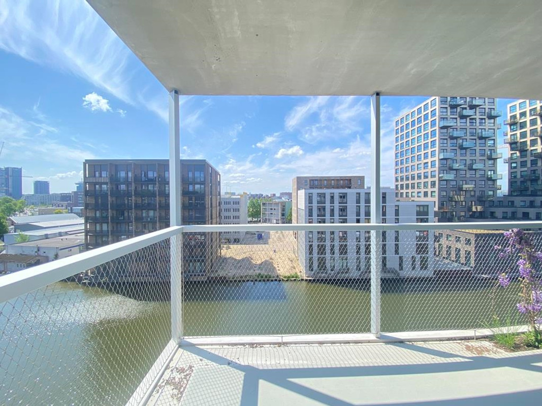 Appartement te huur: Leen Jongewaardkade 63, Amsterdam