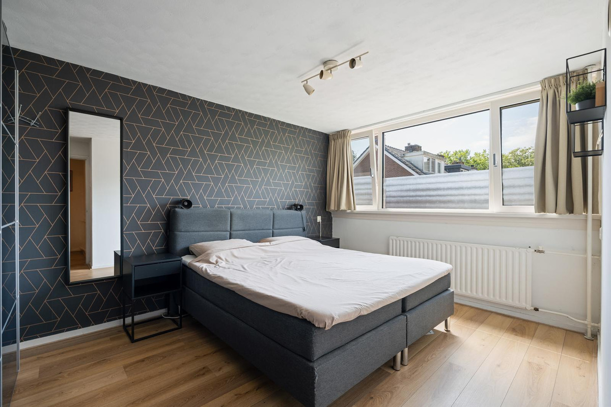 Tussenwoning te koop: Albert Schweitzerstraat 23, Diemen