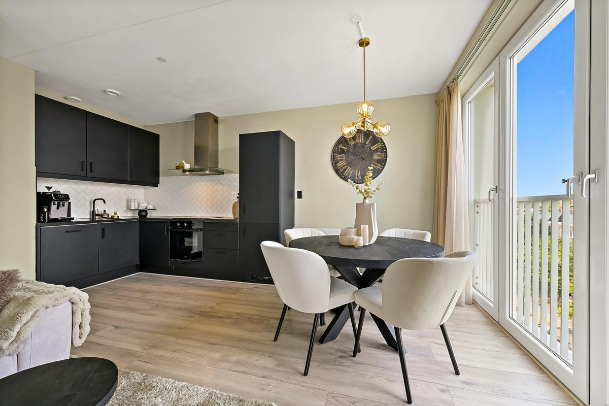 Appartement te koop: Vigelandstraat 190, 'S-Gravenhage