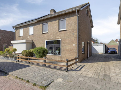 van Hertsbekestraat 10