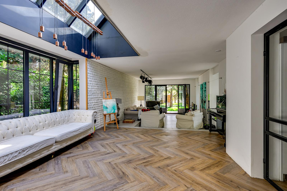Vrijstaande woning te koop: Pruimentuin 13, Barendrecht