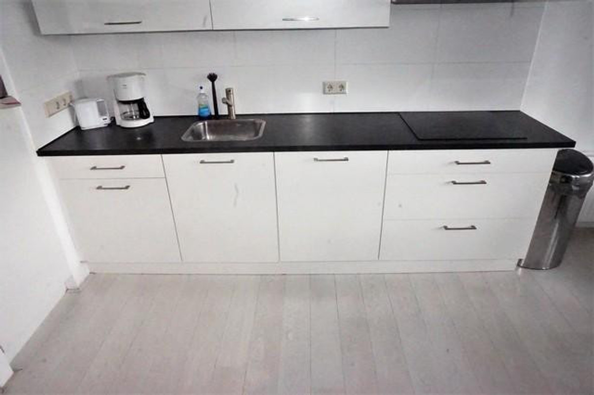 Tussenwoning te huur: Oostzijde 267, Zaandam