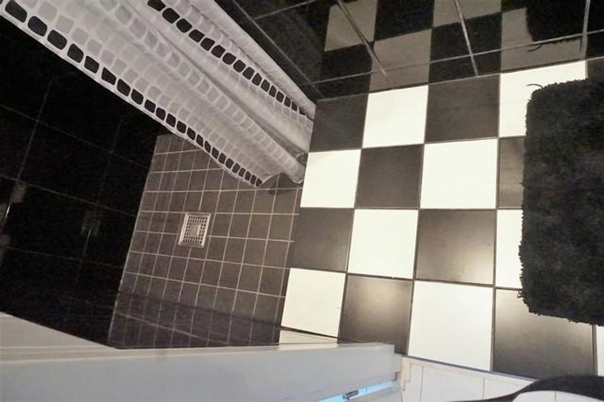 Tussenwoning te huur: Oostzijde 267, Zaandam
