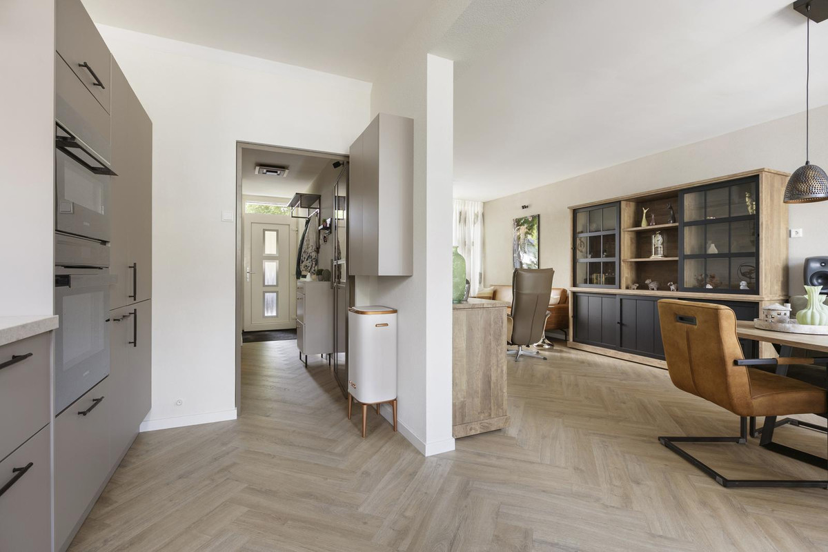 Tussenwoning te koop: Edelsteenlaan 13, Groningen