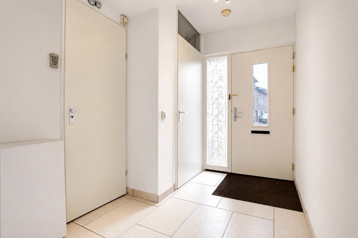 Tussenwoning te koop: Margrijhof 30, Nootdorp