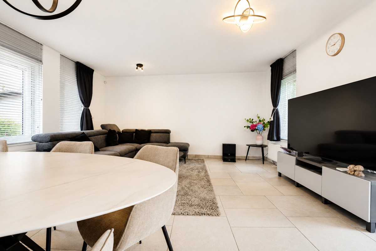 Tussenwoning te koop: Margrijhof 30, Nootdorp