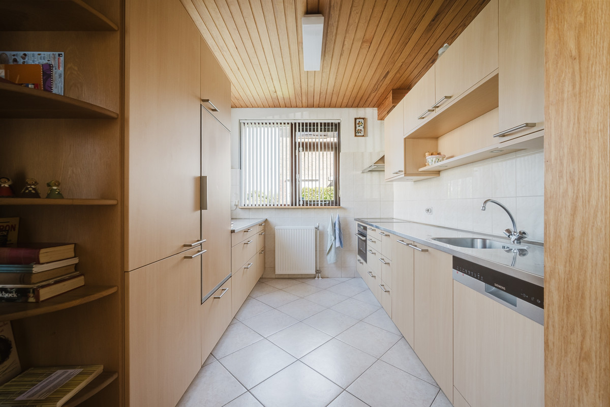 Hoekwoning te koop: Mercatorlaan 8, Spijkenisse