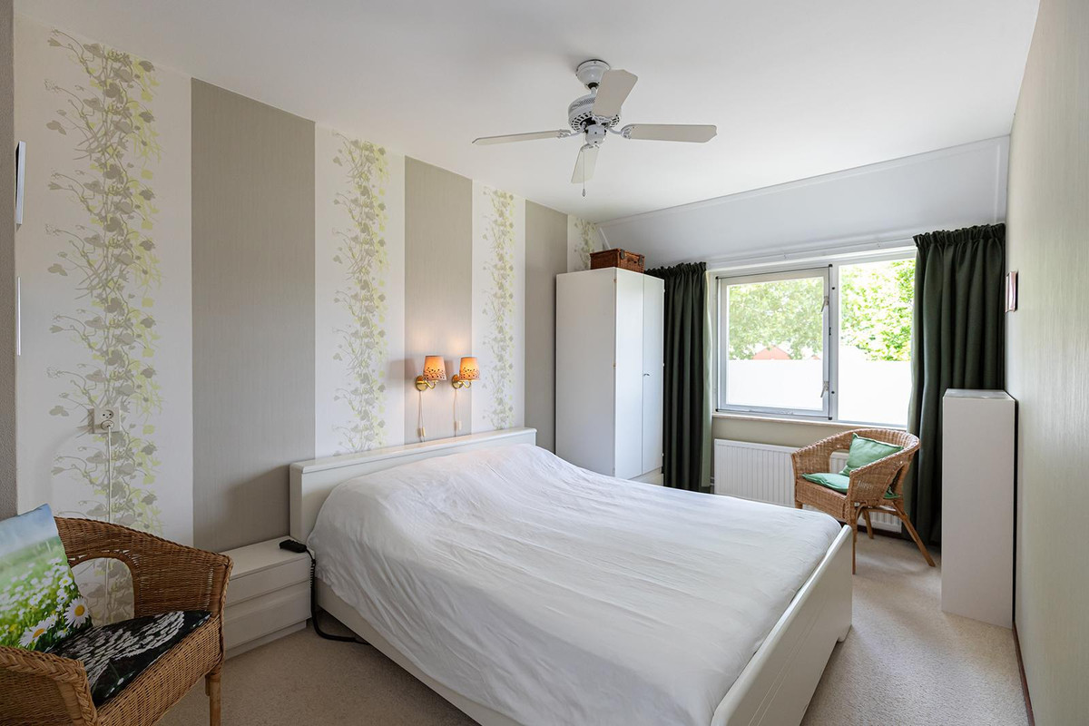 Tussenwoning te koop: Roerdompstraat 48, Groot-Ammers