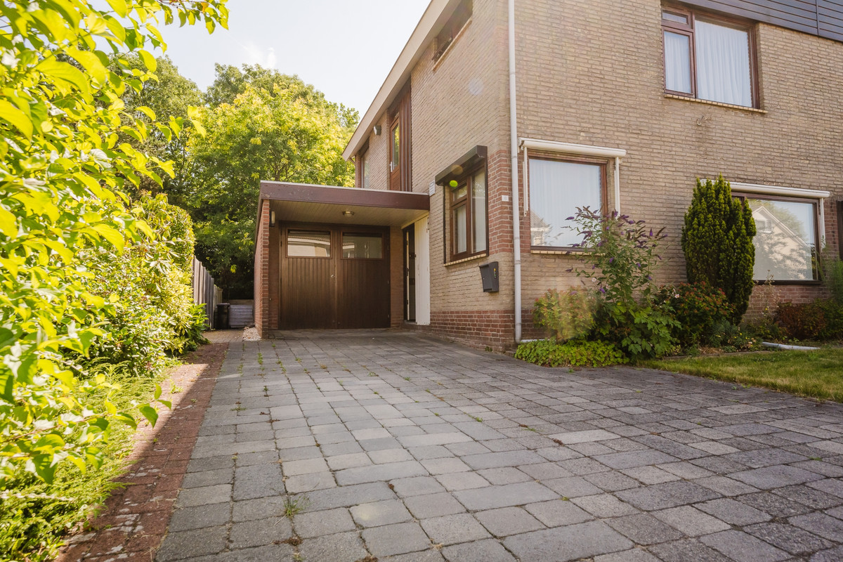 Hoekwoning te koop: Mercatorlaan 8, Spijkenisse