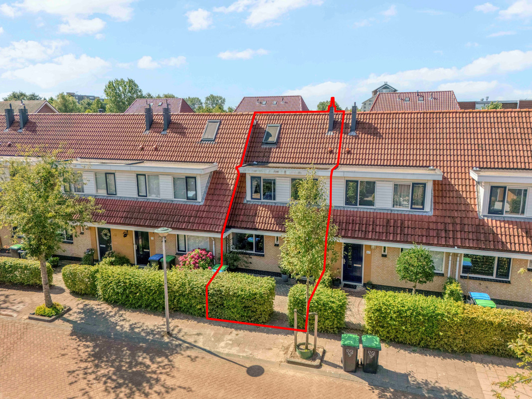 Tussenwoning te koop: Riedertuin 69, Barendrecht