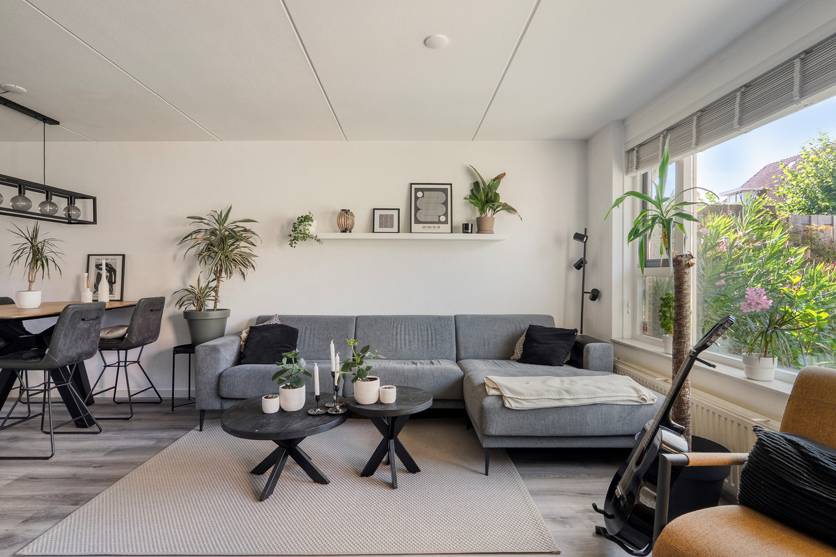 Tussenwoning te koop: Riedertuin 69, Barendrecht