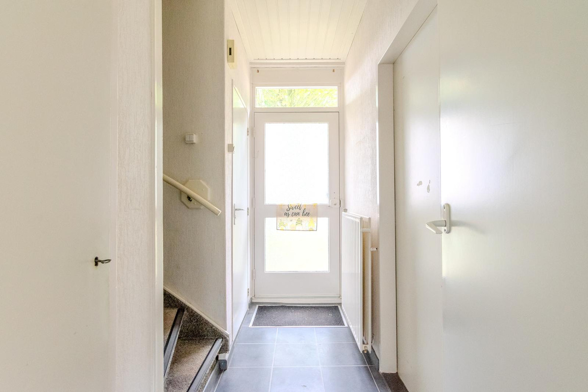 Hoekwoning te koop: Minckelersweg 122, Hoogerheide