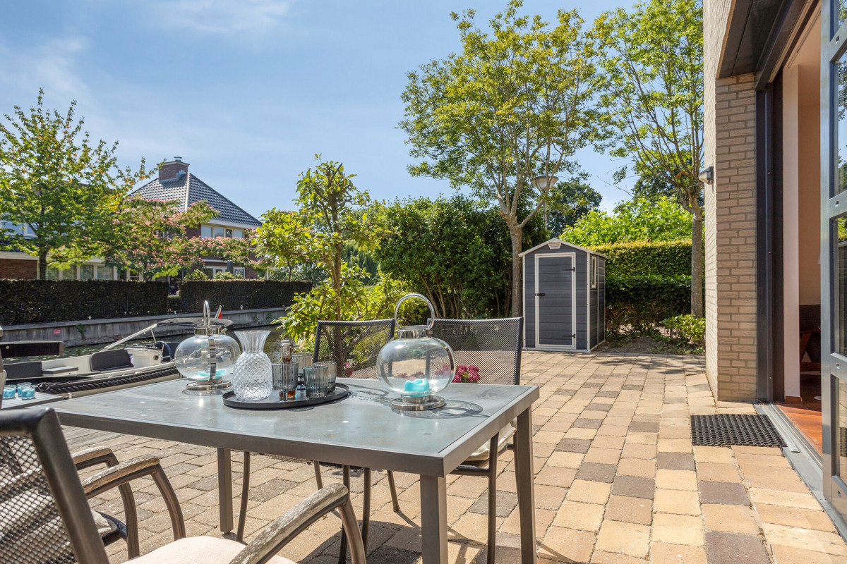 Hoekwoning te koop: Visserkade 26, Lisse