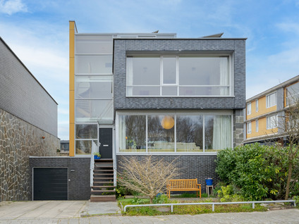 Hofvliet 77