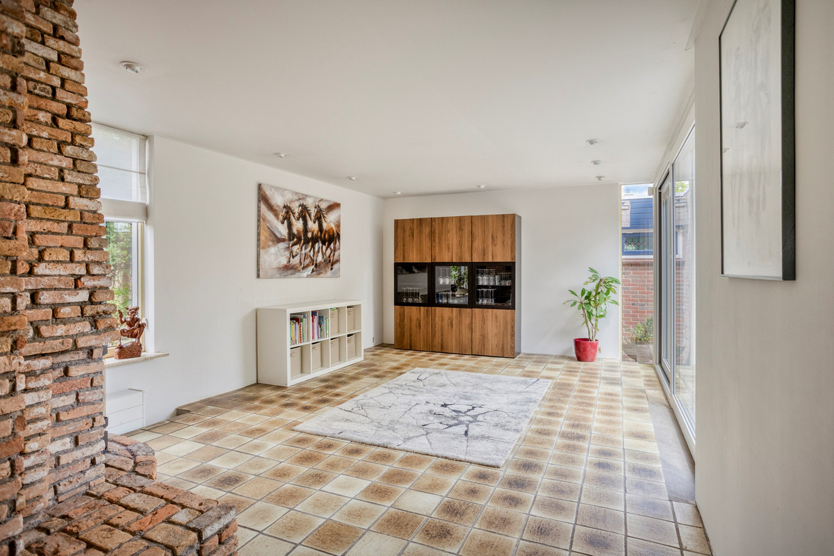 Tussenwoning te koop: Gaspeldoornlaan 10, Gouda