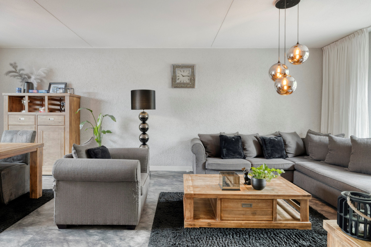 Tussenwoning te koop: Marehoekstraat 56, Oud-Vossemeer